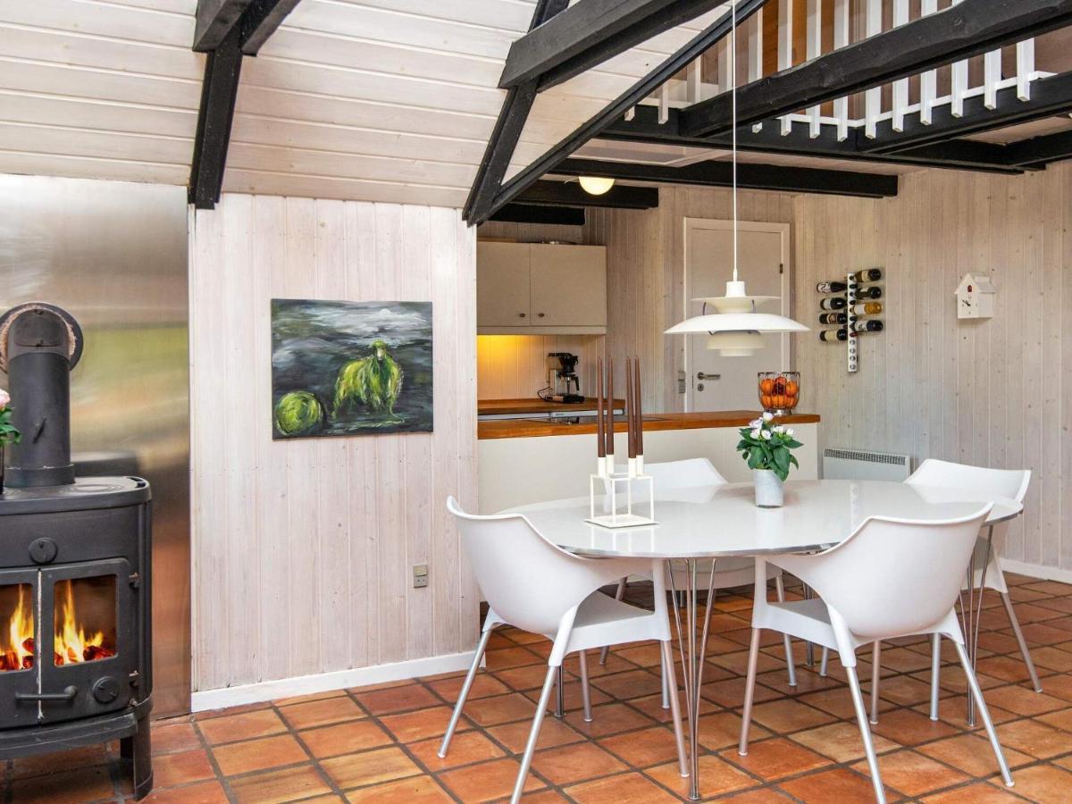 7 Person Holiday Home In R M Vesterhede 外观 照片